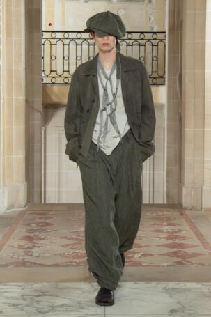 6/34 | ZIGGY CHEN Spring 2026 Menswear | Photo: Alessandro Tinelli | Courtesy of ZIGGY CHEN ZIGGY CHEN Spring 2026 Menswear | Photo: Alessandro Tinelli | Courtesy of ZIGGY CHEN