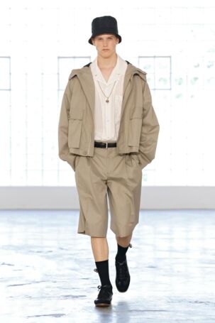 8/42 | David Catalán Spring 2026 Menswear | Photo: NOWFASHION.com David Catalán Spring 2026 Menswear | Photo: NOWFASHION.com