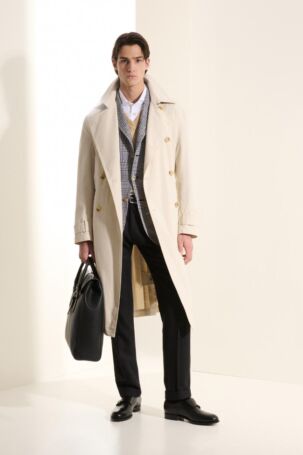 1/25 | Kiton | Spring 2026 Menswear | Courtesy of Kiton Kiton | Spring 2026 Menswear | Courtesy of Kiton