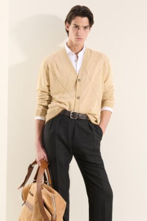 4/25 | Kiton | Spring 2026 Menswear | Courtesy of Kiton Kiton | Spring 2026 Menswear | Courtesy of Kiton