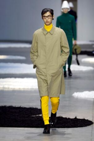 4/57 | Prada Spring 2026 Menswear | Photo: NOWFASHION.com Prada Spring 2026 Menswear | Photo: NOWFASHION.com