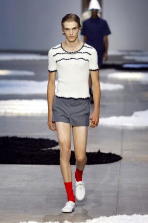 12/57 | Prada Spring 2026 Menswear | Photo: NOWFASHION.com Prada Spring 2026 Menswear | Photo: NOWFASHION.com