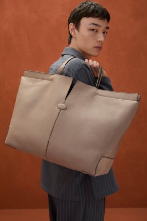 Bags at Tod's | Spring 2026 Menswear Bags at Tod's | Spring 2026 Menswear | Courtesy of Tod's