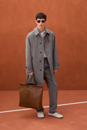 1/18 | Tod's | Spring 2026 Menswear | Courtesy of Tod's Tod's | Spring 2026 Menswear | Courtesy of Tod's