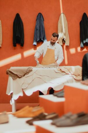 5/10 | Setting at Tod's | Fall 2025 | Courtesy of Tod's Setting at Tod's | Fall 2025 | Courtesy of Tod's