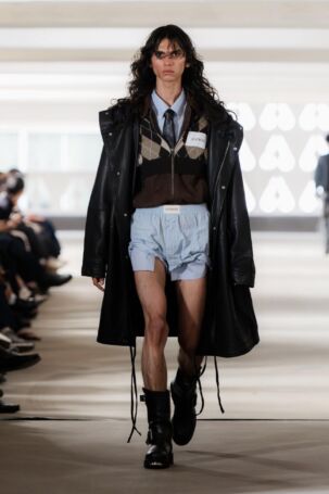 10/24 | Deadwood Resort 2026 | Photo: Mathias Nordgren | Courtesy of Stockholm Fashion Week Deadwood Resort 2026 | Photo: Mathias Nordgren | Courtesy of Stockholm Fashion Week
