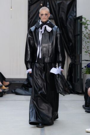 2/12 | Fayette Norling Fall 2025 | Photo: Mathias Nordgren | Courtesy of Stockholm Fashion Week Fayette Norling Fall 2025 | Photo: Mathias Nordgren | Courtesy of Stockholm Fashion Week
