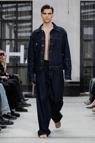7/15 | Hän Finland Fall 2025 | Photo: Mathias Nordgren | Courtesy of Stockholm Fashion Week Hän Finland Fall 2025 | Photo: Mathias Nordgren | Courtesy of Stockholm Fashion Week