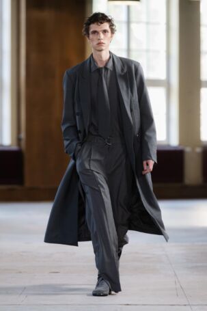 1/38 | Past Tense Spring 2026 | Photo: Mathias Nordgren | Courtesy of Stockholm Fashion Week Past Tense Spring 2026 | Photo: Mathias Nordgren | Courtesy of Stockholm Fashion Week