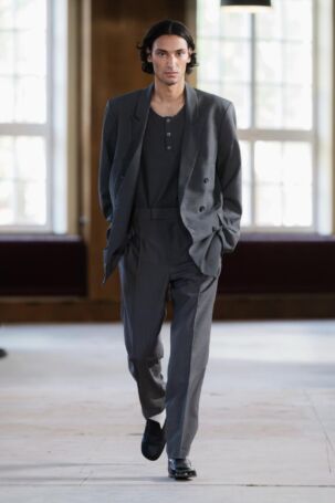 2/38 | Past Tense Spring 2026 | Photo: Mathias Nordgren | Courtesy of Stockholm Fashion Week Past Tense Spring 2026 | Photo: Mathias Nordgren | Courtesy of Stockholm Fashion Week