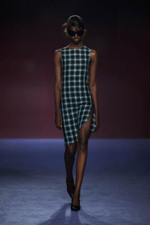 5/40 | YIRANTIAN | Fall 2025 | Courtesy of YIRANTIAN YIRANTIAN | Fall 2025 | Courtesy of YIRANTIAN