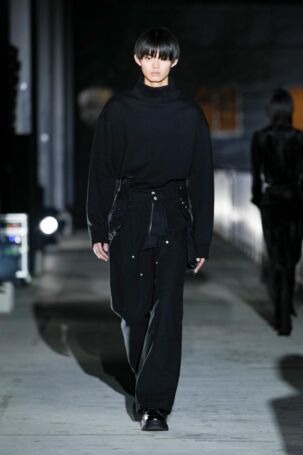 BASICKS Fall 2025 | Photo: Shun Mizuno | Courtesy of BASICKS BASICKS Fall 2025 | Photo: Shun Mizuno | Courtesy of BASICKS