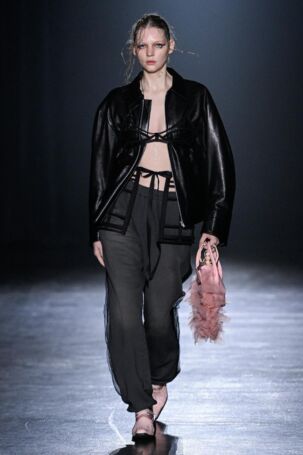 11/27 | Chika Kisada | Fall 2025 | Courtesy of Chika Kisada Chika Kisada | Fall 2025 | Courtesy of Chika Kisada