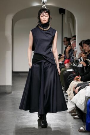 8/41 | HARUNOBUMURATA | Fall 2025 | Courtesy of HARUNOBUMURATA HARUNOBUMURATA | Fall 2025 | Courtesy of HARUNOBUMURATA