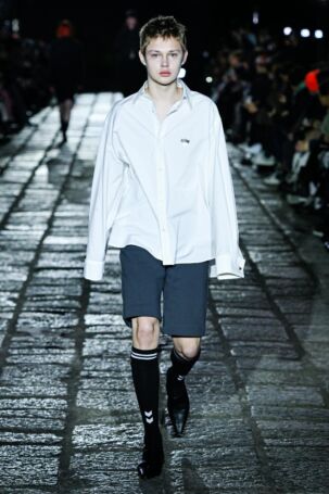 5/30 | Hummel 00 Fall 2025 | Photo: Ko Tsuchiya | Courtesy of Hummel 00 Hummel 00 Fall 2025 | Photo: Ko Tsuchiya | Courtesy of Hummel 00