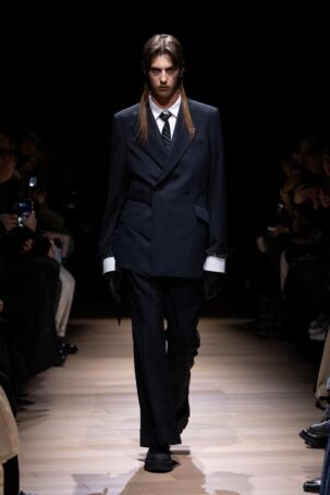 1/26 | Tamme Fall 2025 | Photo: Koji Shimamura | Courtesy of: Tamme Tamme Fall 2025 | Photo: Koji Shimamura | Courtesy of: Tamme