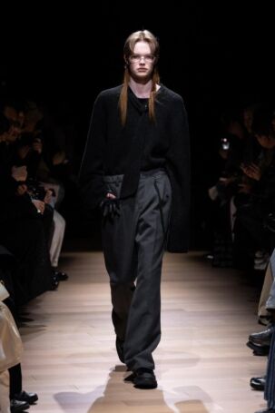 5/26 | Tamme Fall 2025 | Photo: Koji Shimamura | Courtesy of: Tamme Tamme Fall 2025 | Photo: Koji Shimamura | Courtesy of: Tamme