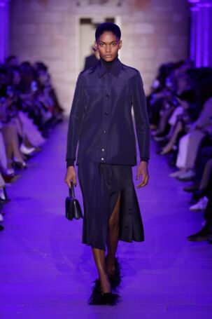 4/55 | Akris Fall 2025 | Photo: NOWFASHION.com Akris Fall 2025 | Photo: NOWFASHION.com