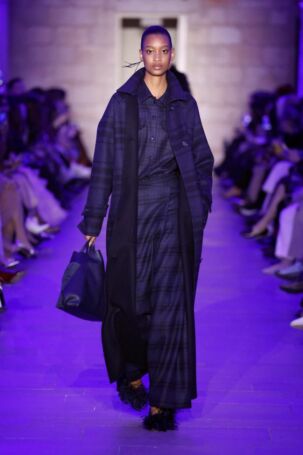 12/55 | Akris Fall 2025 | Photo: NOWFASHION.com Akris Fall 2025 | Photo: NOWFASHION.com