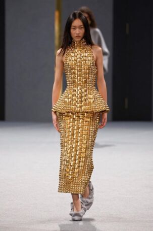 12/52 | Balmain Fall 2025 | Photo: NOWFASHION.com Balmain Fall 2025 | Photo: NOWFASHION.com