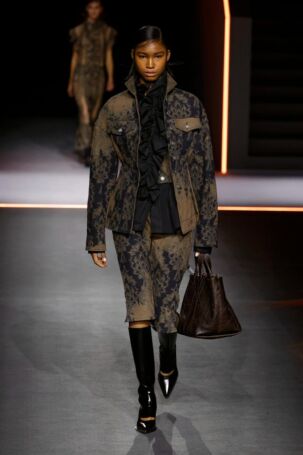 12/62 | Dior Fall 2025 | Photo: NOWFASHION.com Dior Fall 2025 | Photo: NOWFASHION.com