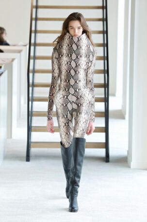 5/54 | Duran Lantink Fall 2025 | Photo: NOWFASHION.com Duran Lantink Fall 2025 | Photo: NOWFASHION.com