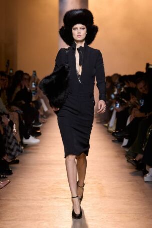 4/62 | Elie Saab | Fall 2025 | Courtesy of Elie Saab Elie Saab | Fall 2025 | Courtesy of Elie Saab