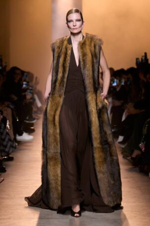 5/62 | Elie Saab | Fall 2025 | Courtesy of Elie Saab Elie Saab | Fall 2025 | Courtesy of Elie Saab