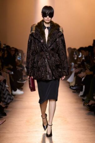 9/62 | Elie Saab | Fall 2025 | Courtesy of Elie Saab Elie Saab | Fall 2025 | Courtesy of Elie Saab