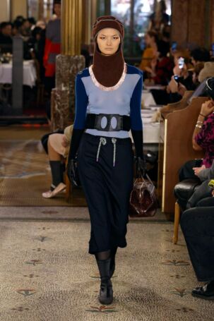 5/39 | Kiko Kostadinov Fall 2025 | Photo: NOWFASHION.com Kiko Kostadinov Fall 2025 | Photo: NOWFASHION.com