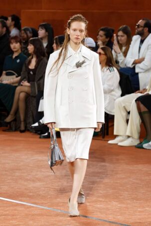 4/55 | Lacoste Fall 2025 | Photo: NOWFASHION.com Lacoste Fall 2025 | Photo: NOWFASHION.com