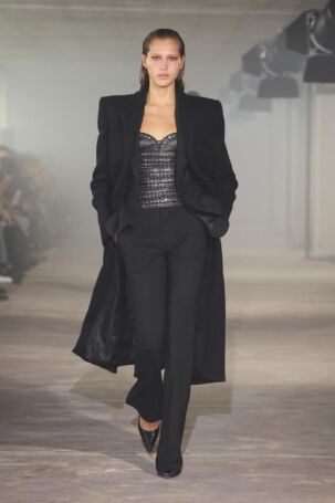 1/32 | Ludovic de Saint Sernin | Fall 2025 | Courtesy of Ludovic de Saint Sernin Ludovic de Saint Sernin | Fall 2025 | Courtesy of Ludovic de Saint Sernin