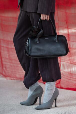 4/87 | Details at Magda Butrym | Fall 2025 | Courtesy of Magda Butrym Details at Magda Butrym | Fall 2025 | Courtesy of Magda Butrym