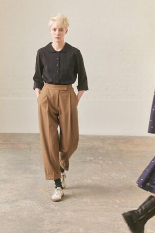 6/39 | Margaret Howell Fall 2025 | Photo: Ola Rindal | Courtesy of Margaret Howell Margaret Howell Fall 2025 | Photo: Ola Rindal | Courtesy of Margaret Howell