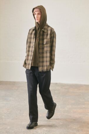 12/39 | Margaret Howell Fall 2025 | Photo: Ola Rindal | Courtesy of Margaret Howell Margaret Howell Fall 2025 | Photo: Ola Rindal | Courtesy of Margaret Howell