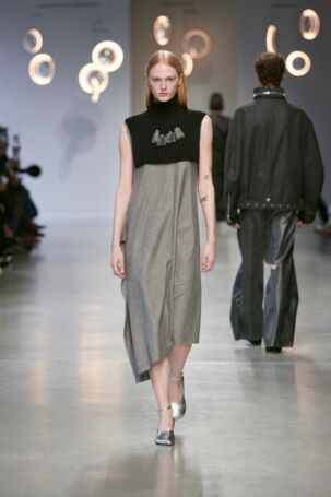 6/49 | Niccolò Pasqualetti Fall 2025 | Photo: Luca Tombolini | Courtesy of Niccolò Pasqualetti Niccolò Pasqualetti Fall 2025 | Photo: Luca Tombolini | Courtesy of Niccolò Pasqualetti
