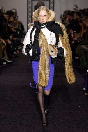10/43 | Ottolinger Fall 2025 | Photo: NOWFASHION.com Ottolinger Fall 2025 | Photo: NOWFASHION.com