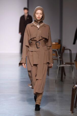 12/41 | Ujoh Fall 2025 | Photo: NOWFASHION.com Ujoh Fall 2025 | Photo: NOWFASHION.com