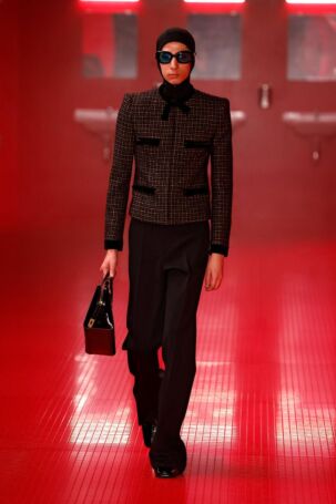 3/85 | Valentino Fall 2025 | Photo: NOWFASHION.com Valentino Fall 2025 | Photo: NOWFASHION.com