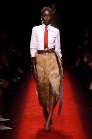 4/49 | Ferrari Fall 2025 | Photo: NOWFASHION.com Ferrari Fall 2025 | Photo: NOWFASHION.com
