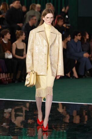10/61 | Gucci Fall 2025 | Photo: NOWFASHION.com Gucci Fall 2025 | Photo: NOWFASHION.com