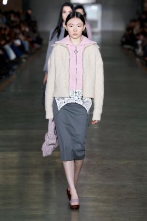 2/37 | Marco Rambaldi Fall 2025 | Photo: NOWFASHION.com Marco Rambaldi Fall 2025 | Photo: NOWFASHION.com