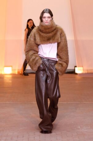 7/36 | MSGM Fall 2025 | Photo: NOWFASHION.com MSGM Fall 2025 | Photo: NOWFASHION.com