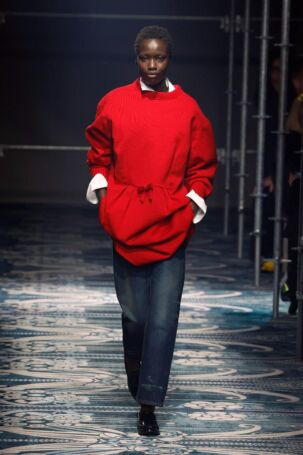 5/53 | Prada Fall 2025 | Photo: NOWFASHION.com Prada Fall 2025 | Photo: NOWFASHION.com