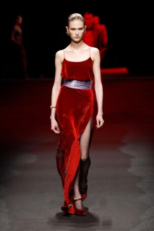 7/55 | Roberto Cavalli Fall 2025 | Photo: NOWFASHION.com Roberto Cavalli Fall 2025 | Photo: NOWFASHION.com