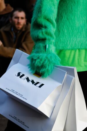 6/50 | Details at Sunnei | Fall 2025 | Courtesy of Sunnei Details at Sunnei | Fall 2025 | Courtesy of Sunnei