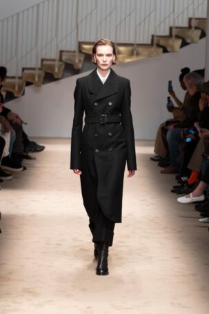 1/40 | Tod's | Fall 2025 | Courtesy of Tod's Tod's | Fall 2025 | Courtesy of Tod's