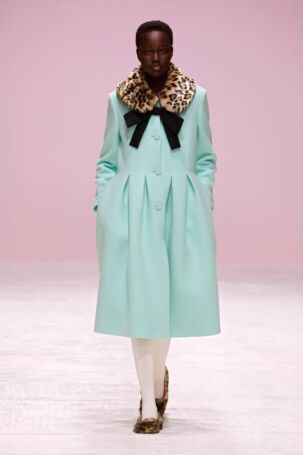 9/33 | Vivetta Fall 2025 | Photo: NOWFASHION.com Vivetta Fall 2025 | Photo: NOWFASHION.com