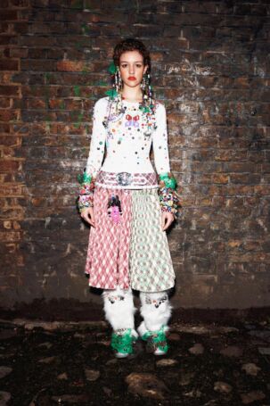 8/40 | Chopova Lowena | Fall 2025 | Courtesy of Chopova Lowena Chopova Lowena | Fall 2025 | Courtesy of Chopova Lowena