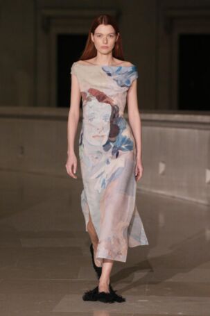 1/48 | Erdem | Fall 2025 | Courtesy of Erdem Erdem | Fall 2025 | Courtesy of Erdem